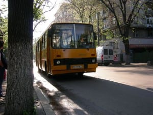 800px-Bucharest_older_bus