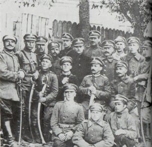 Grupa_żołnierzy_Pułku_Jazdy_Tatarskiej_1919_rok