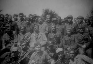 Oficerowie i żołnierze Brygady Świętokrzyskiej, w środku z numerem 1 - Antoni Szacki