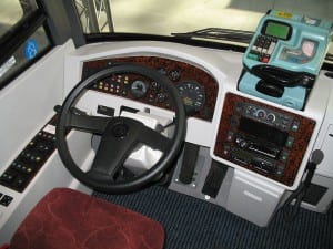 800px-Autosan_Gemini_-_cockpit