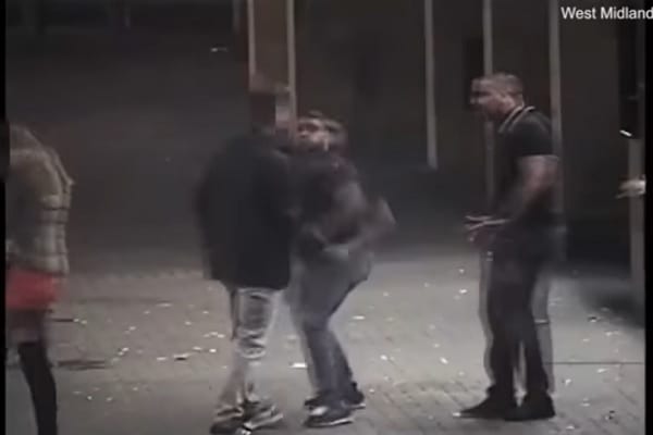 tworzenie meczów w Wielkiej Brytanii randki z Turlockiem