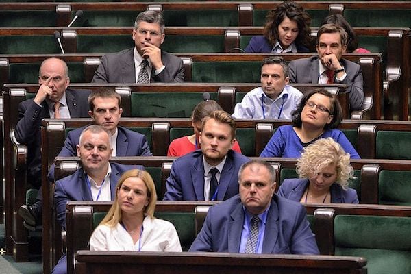 Kolejny akt wandalizmu. Tym razem ofiarą posłanka Nowoczesnej! Wszystko przez… brak poparcia dla aborcji!