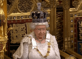 Królowa Elżbieta ma poważne problemy ze zdrowiem? Niepokojące wieści z Pałacu Buckingham