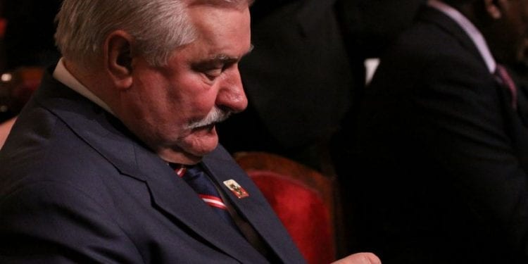 Wałęsa grozi Kaczyńskiemu? Zapowiada „fizyczne odsunięcie” prezesa PiS. „Dokonamy tego na oczach świata”