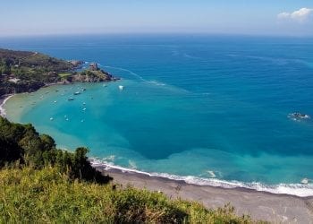 Wakacje 2018: Wybierasz się do Włoch? Uważaj, co kupujesz na plaży! Możesz zapłacić nawet 7 tys. euro kary