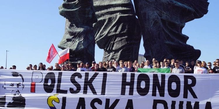 Rozwiązanie Marszu Powstańców Śląskich było nielegalne. Młodzież Wszechpolska wygrała w sądzie z Prezydentem Katowic
