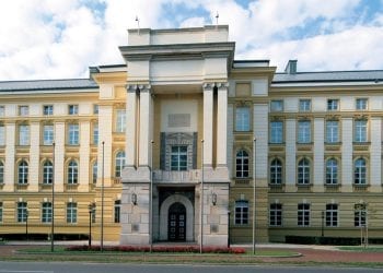 Kto był najlepszym premierem niepodległej Polski? Zaskakujące wyniki sondażu