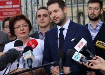Warszawa: Była radna PO Jolanta Kasztelan poparła Patryka Jakiego. Internauci podzieleni. „To nie jest dobra zmiana” [WIDEO]