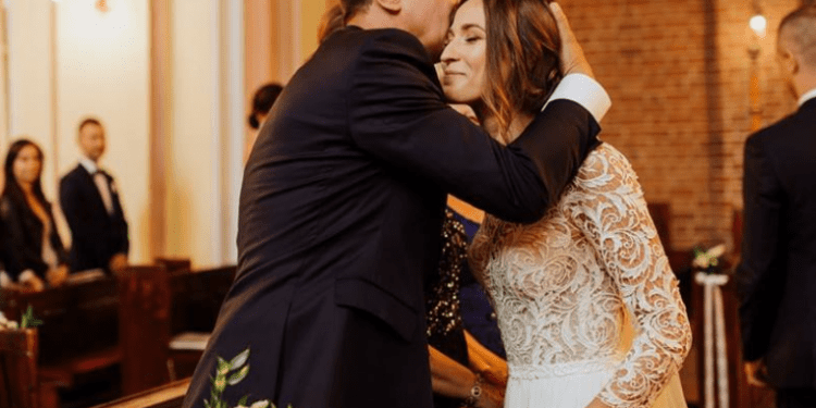 Paweł Kukiz wydał za mąż najstarszą córkę. Pokazał zdjęcia z uroczystości [FOTO]