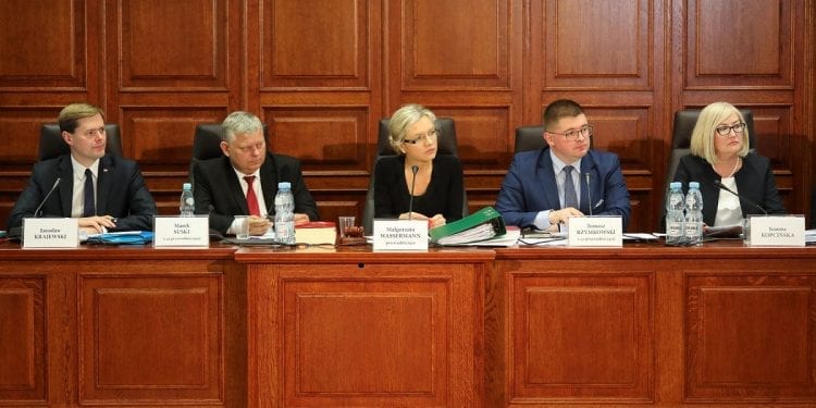 Nurowska o posłance PiS. „Padnij przed Panem Profesorem na kolana durna babo!”