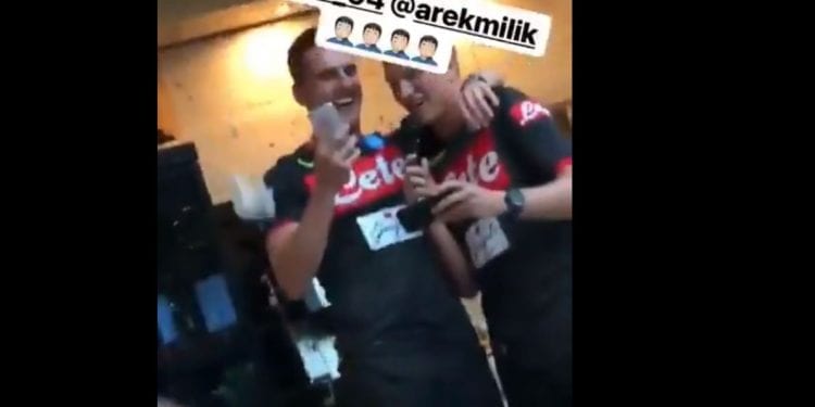 Milik i Zieliński zaśpiewali „Miłość w Zakopanem” podczas obozu SSC Napoli. Bezcenna reakcja kolegów z zespołu [WIDEO]
