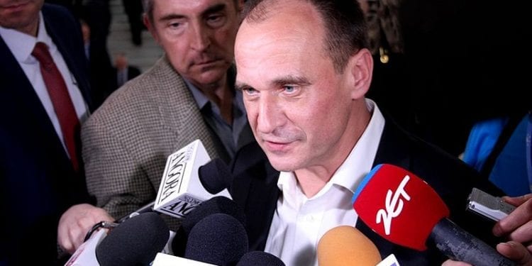 Klub Kukiz’15 odcina się od posła Pawła Skuteckiego. Poszło o ustawę dotyczącą szczepień