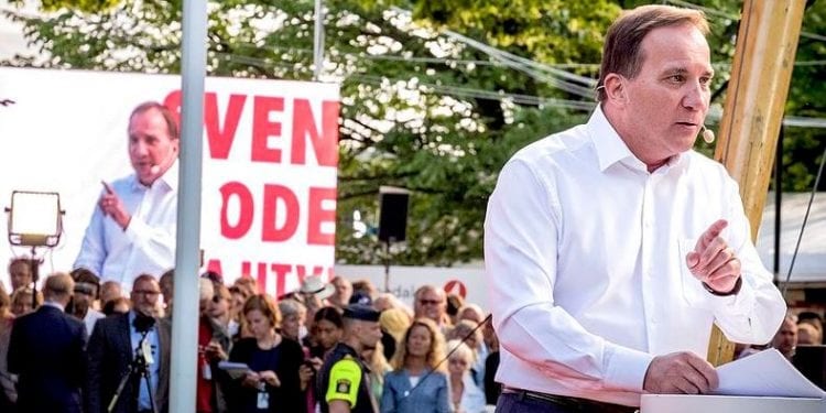 Premier Szwecji informuje o pomocy ze strony innych państw przy gaszeniu pożarów. Zgadnijcie, które z nich wymienił z nazwy?