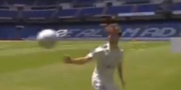 Wpadka podczas prezentacji nowego zawodnika Realu Madryt. Miały być sztuczki techniczne, a wyszła klapa [WIDEO]