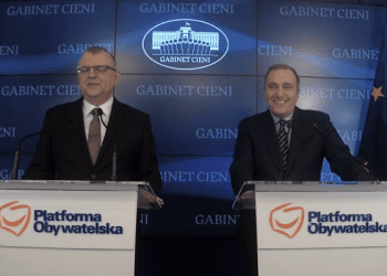 PO wycofuje poparcie dla Ujazdowskiego. Schetyna: To świadczy o naszej odpowiedzialności