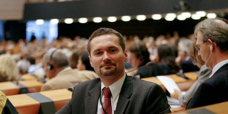 Jarosław Wałęsa wie, jak powstrzymać PiS. „Jedynym wyjściem są masowe demonstracje publiczne”