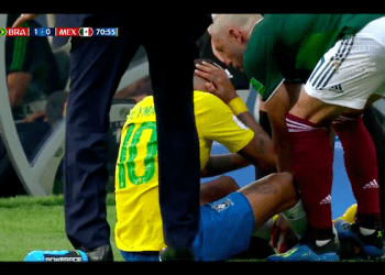 Symulacja czy brutalny faul? Ta sytuacja z Neymarem w roli głównej wzbudziła ogromne kontrowersje [WIDEO]