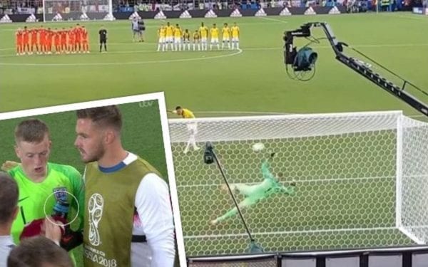 Bidon „pomógł” obronić karnego? Angielskie media ujawniają tajemnicę swojego bramkarza