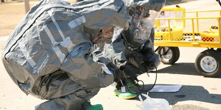 Otruty nowiczokiem opisuje jak wyglądała substancja. Myśleli, że to perfumy