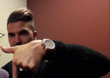 Carlitos pokazywał odwróconą „eLkę”? Piłkarz twierdzi, że to fotomontaż