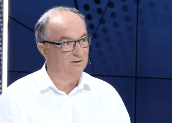 Burzliwa wymiana zdań w obozie opozycji. Czarzasty: „Grzesiek stuknij się w łeb”