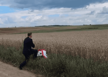 Andrzej Duda uczcił pamięć ofiar rzezi wołyńskiej. „To była zwykła czystka etniczna”