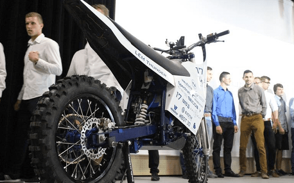 Studenci z Wrocławia stworzyli elektryczny motocykl. Chcą wystartować w Rajdzie Dakar!