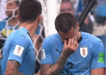 Zdumiewająca sytuacja: Gimenez rozpłakał się w trakcie meczu