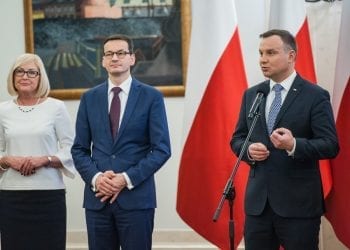 Referendum prezydenta Dudy zagrożone. Senacka komisja przeciwko