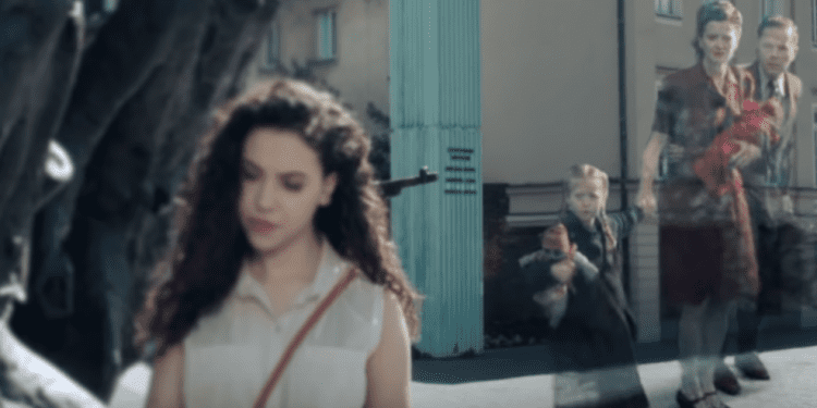 „Jesteśmy, jeśli pamiętasz”. Poruszający spot z okazji 74. rocznicy Powstania Warszawskiego. Chwyta za serce! [WIDEO] 