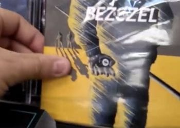 Zadrwił z rapera stawiając jego płytę na półce obok Sławomira. Ten odpowiedział. „Na ból d**y nic nie doradzę” [WIDEO]