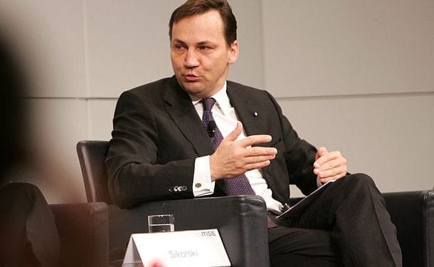 Radosław Sikorski porównuje Żołnierzy Wyklętych do UPA. „Też popełniali zbrodnie, na ludności cywilnej, na Białorusinach, na Litwinach”