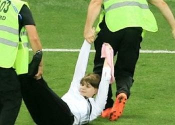 Kobiety i mężczyzna, którzy przerwali finał MŚ już zostali skazani! Trafią za kratki