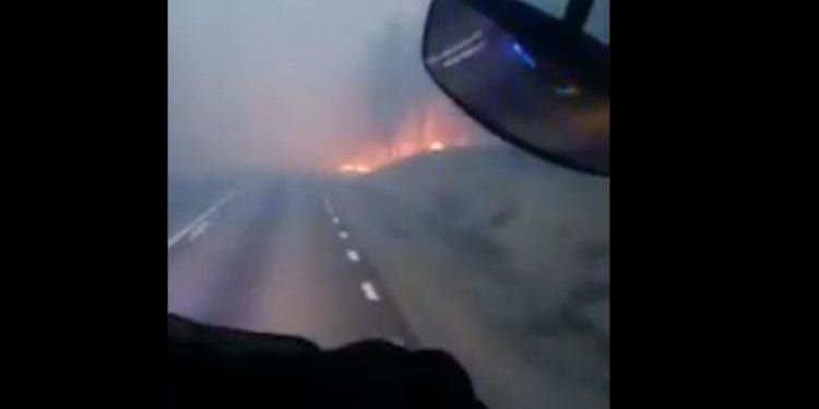 Tak wygląda pożar, z którym będą musieli zmierzyć się polscy strażacy. Czeka ich trudne zadanie [WIDEO]