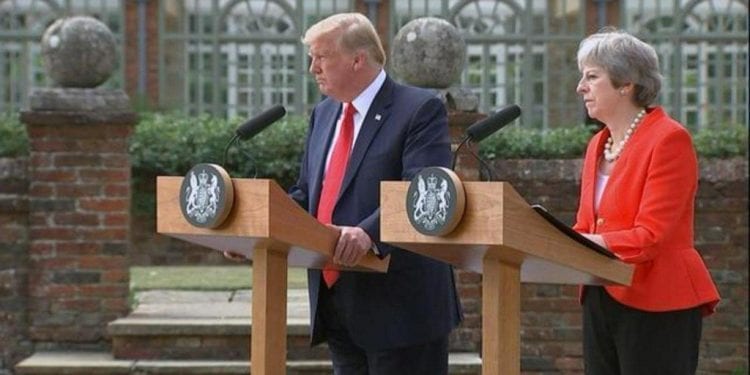 Donald Trump o CNN: „To fake news. Nie odpowiadam na pytania CNN” [WIDEO]