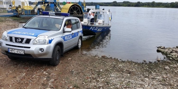 Z Wisły wyłowiono trzy ciała. Poszukiwano ich od niedzieli