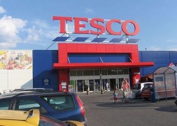 Tesco zamyka kolejne sklepy w Polsce. Znamy listę likwidowanych placówek