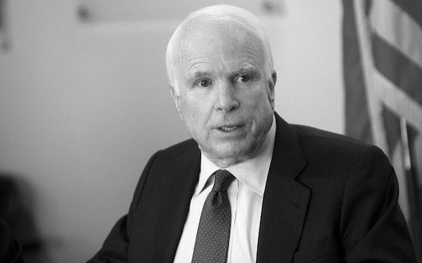 Donald Trump nie pojawi się na państwowym pogrzebie senatora Johna McCaina. To życzenie zmarłego