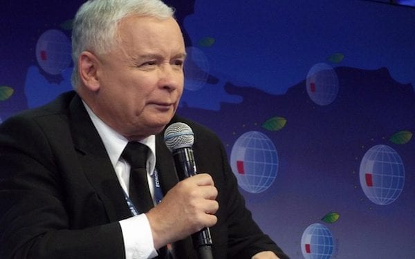 PiS znów na czele w najnowszym sondażu. Nowoczesna na granicy progu wyborczego