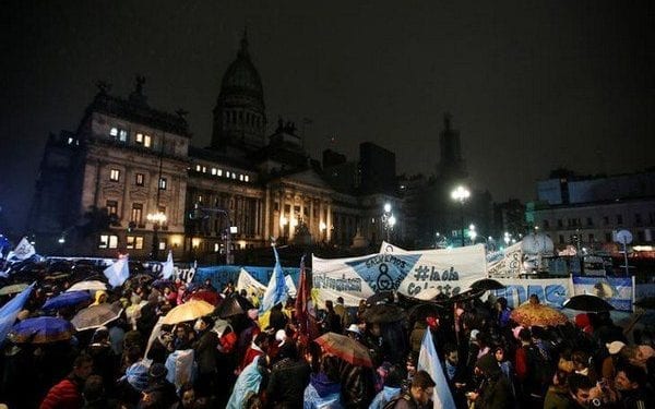 Argentyna: Senat odrzucił ustawę legalizującą aborcję