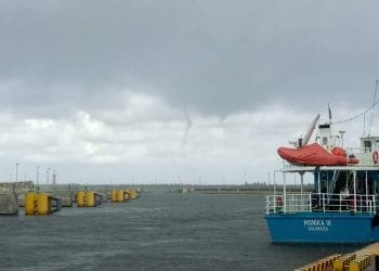 Kołobrzeg: Trąba wodna nagrana przez turystów! [WIDEO]