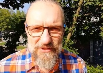 Mateusz Kijowski znów zbiera pieniądze! Były lider KOD założył nową organizację