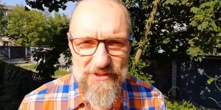 Mateusz Kijowski znów zbiera pieniądze! Były lider KOD założył nową organizację