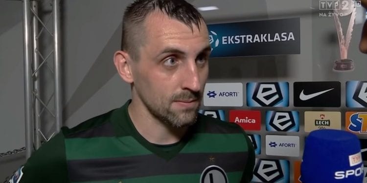 Burza po wypowiedzi piłkarza Legii Warszawa w przerwie meczu. Kogo miał na myśli zawodnik „Wojskowych”?