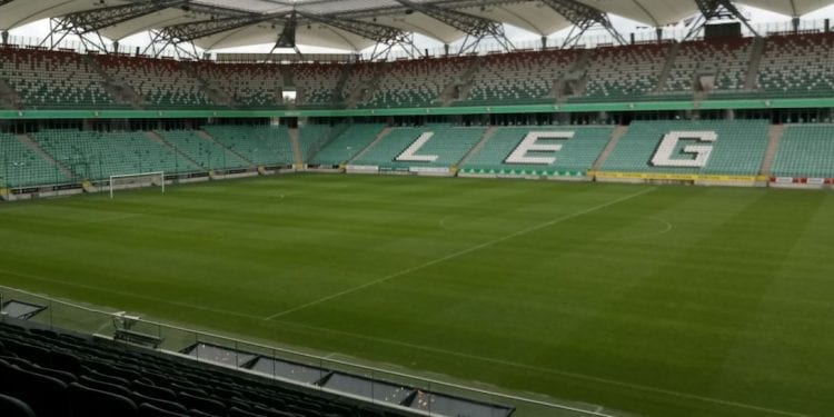 Kibice Legii mają dość. Odpowiedzieli na list prezesa klubu. Na stadionie wywieszono mocny transparent! [FOTO]