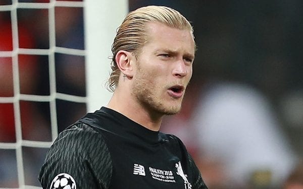 Kibice Liverpoolu pokazali klasę. W ten sposób okazali wsparcie Lorisowi Kariusowi [WIDEO]