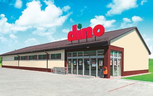Polska sieć Dino będzie otwarta w każdą niedzielę? Dostała koncesję na sprzedaż paliwa!