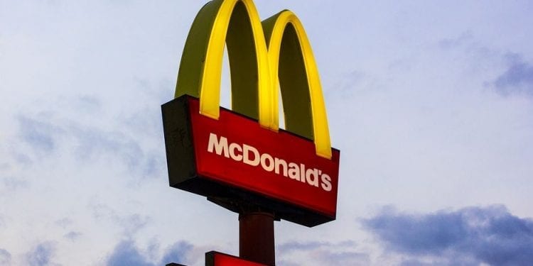 McDonald’s testuje nowy produkt. W ofercie pojawiły się frytki z batatów