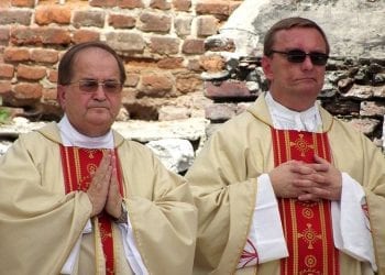 Stanisław Gawłowski twierdzi, że za jego aresztowaniem stoi ojciec Rydzyk. Jest odpowiedź duchownego