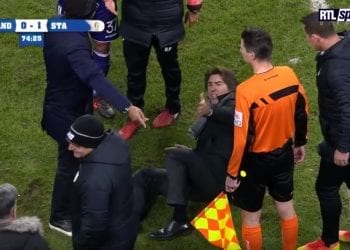 Nowy trener Legii Warszawa to niezły narwaniec. Oto, jak zachowywał się podczas meczu swojej byłej drużyny [WIDEO]